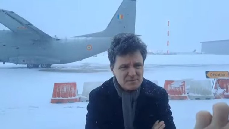 Szerda délután tudott csak felszállni a havazás miatt Párizsban rekedt Nicuşor Dan elnök repülőgépe