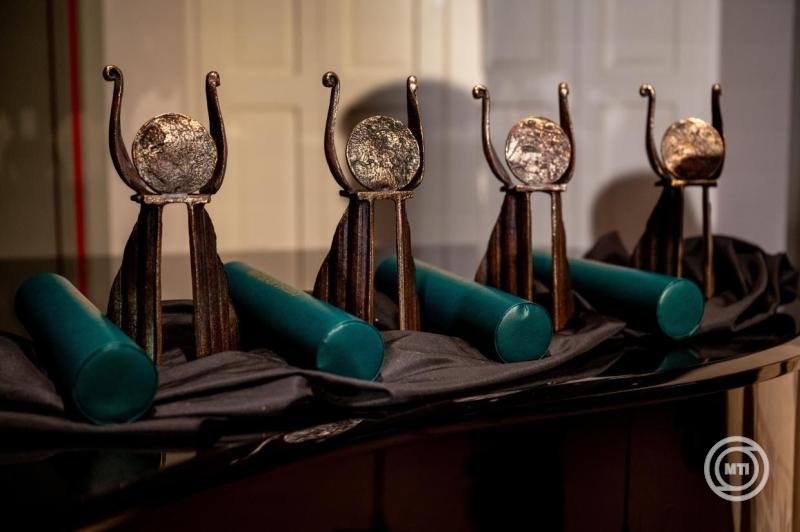 Erdélyi Magyar Kortárs Kultúráért Díj