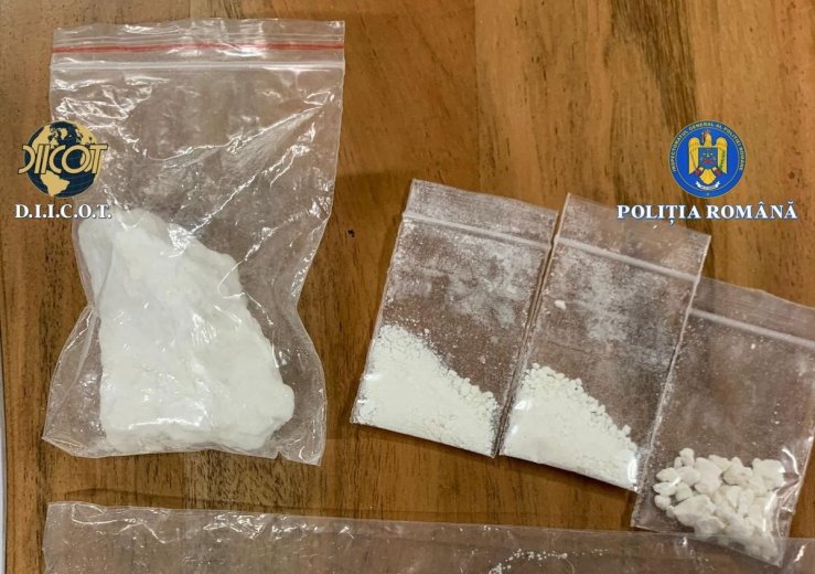 Hónapokon át tartó megfigyelés után felszámoltak egy drogbandát