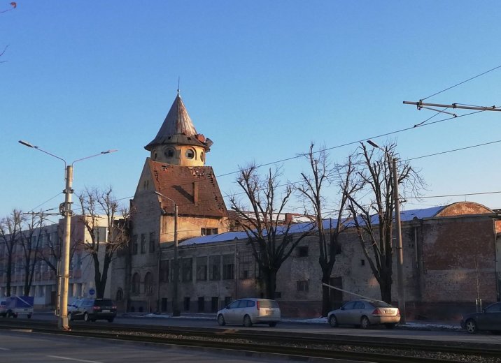 Jóváhagyták Aradon az első magyar autógyár épülete kulturális központtá alakításának költségeit