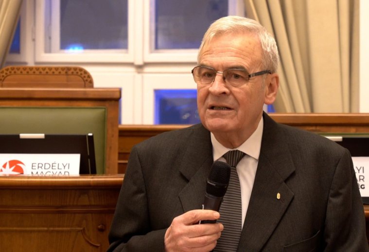 Tőkés László szerint ki kell mozdítani a holtpontról az autonómiatörekvések képviseletét