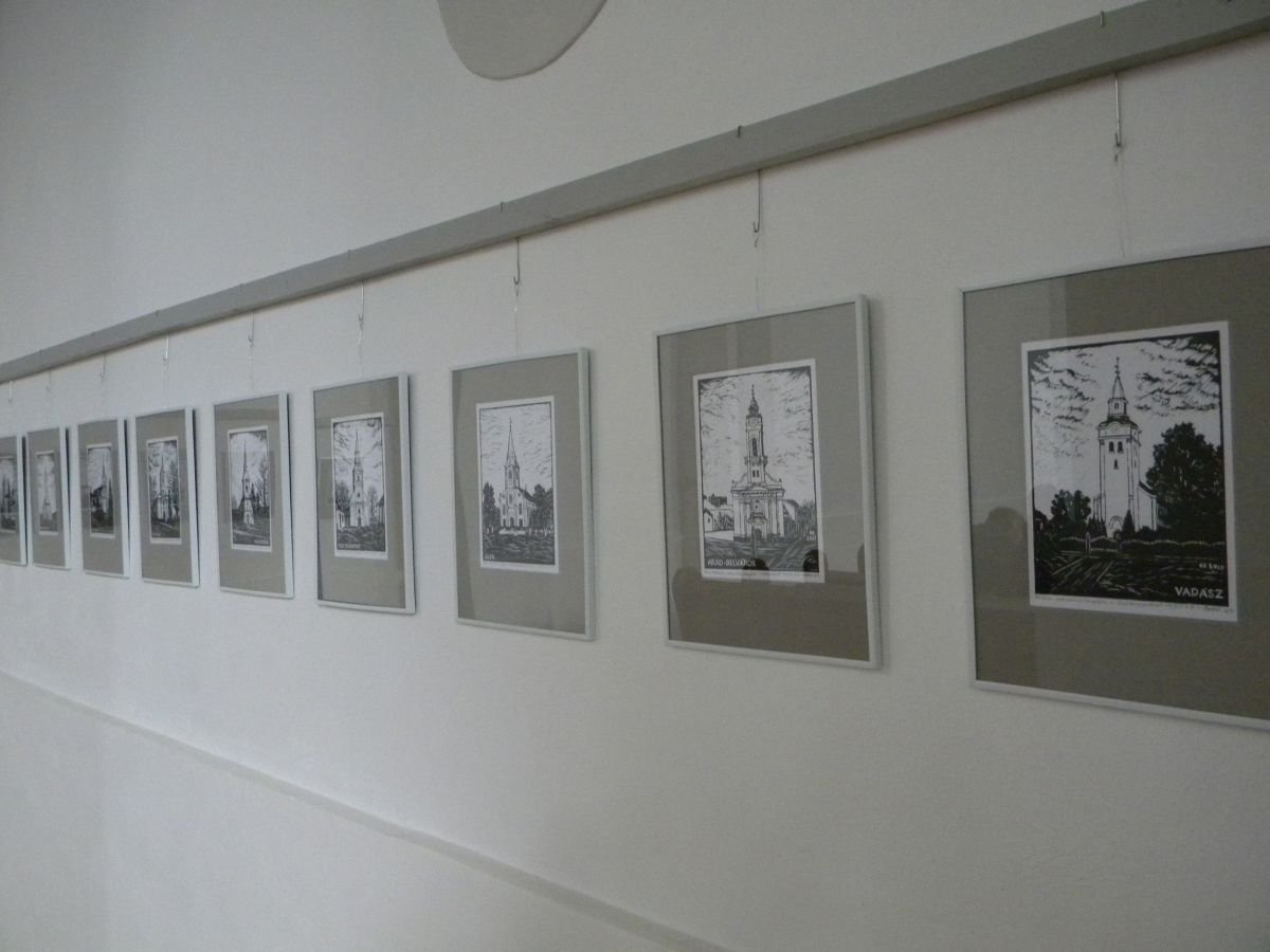 Az Aradi Református Egyházmegye templomai linómetszeteken. Album is készült belőlük &bullet;  Fotó: Pataky Lehel Zsolt