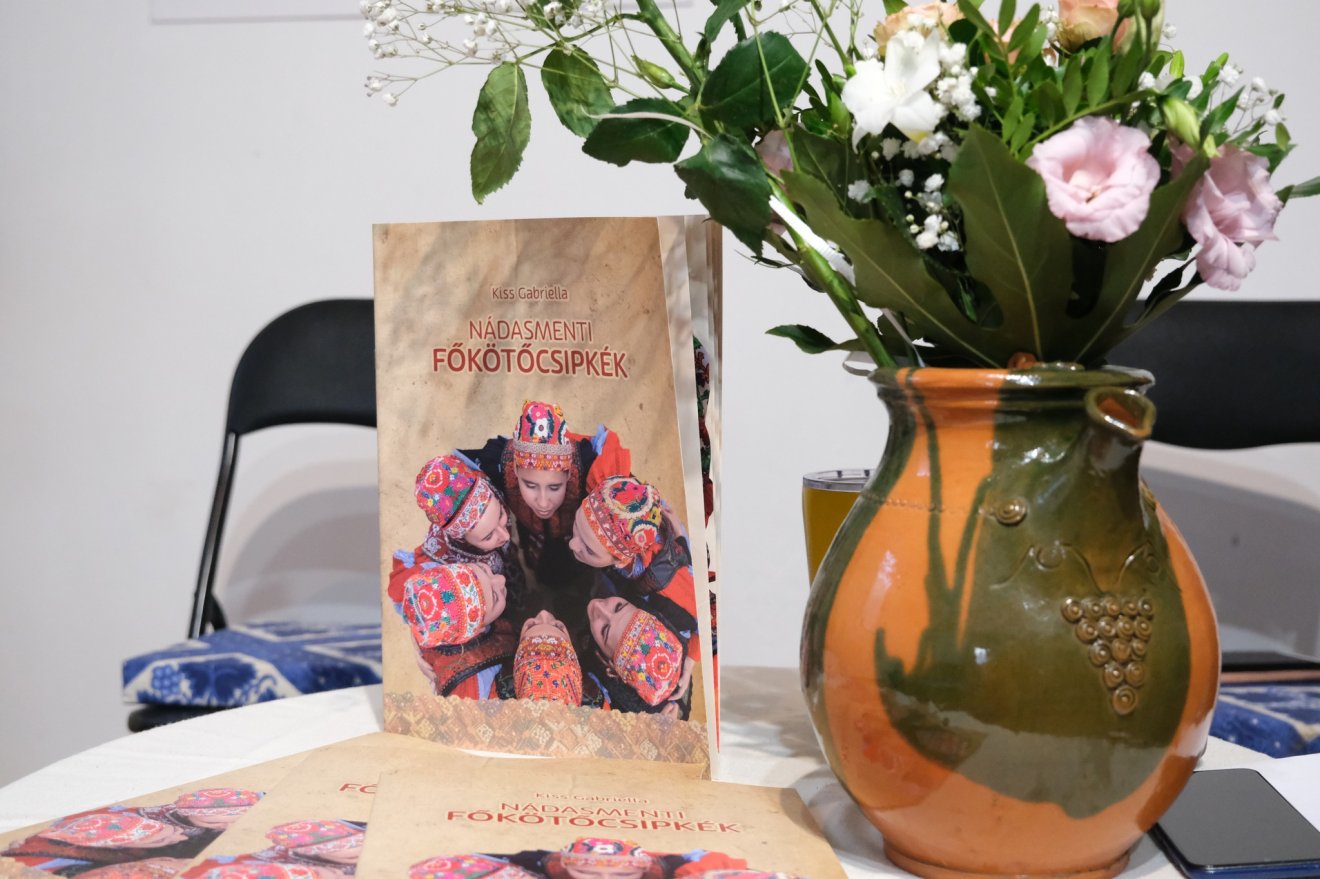 Kalotaszeg gyöngyös pártái