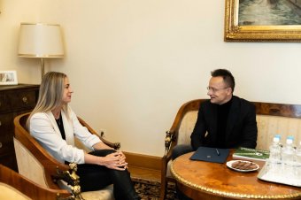 Szijjártó a kolozsvári botrányról: ha a sportot összekeverik a geopolitikával, abból mindig baj lesz