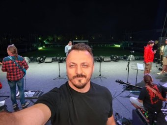 Elraboltak egy X Factor-győztes énekest Belgrádban