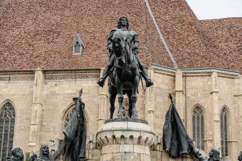 Ünnepségsorozattal tisztelegnek Mátyás király emléke előtt Kolozsváron