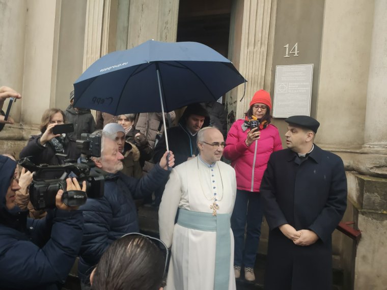 Elhalaszthatják Fejes Rudolf Anzelm nagyváradi premontrei apát kilakoltatását