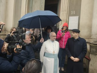 Elhalasztották Fejes Rudolf Anzelm nagyváradi premontrei apát kilakoltatását