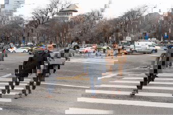 Adócsökkentési törekvések: több mint 10 000 aláírással érkeztek Bukarestbe a székelyföldi polgármesterek