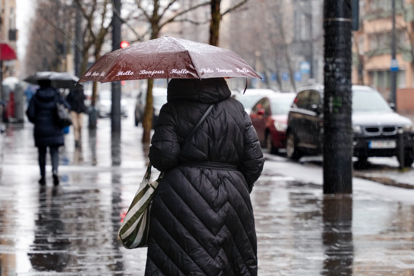Kifordulhat az esernyő