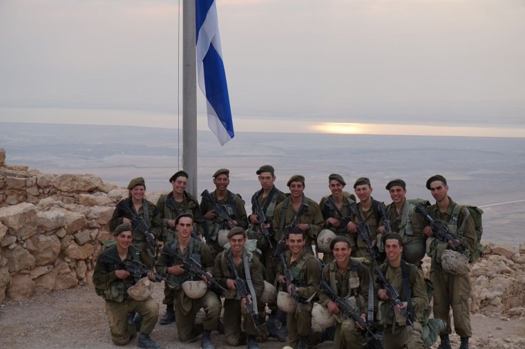 Izrael legalább még három hétig tervezi a harcot Irán ellen