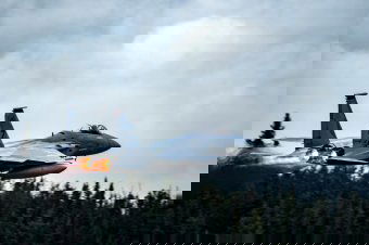 Lezuhant egy vadászgép Kuvaitban, Teheránt újabb támadások érték