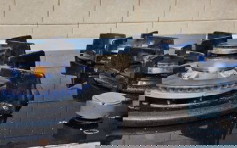 Tovább nőtt a földgáz világpiaci ára – Hogyan hat ez a romániai számlákra?