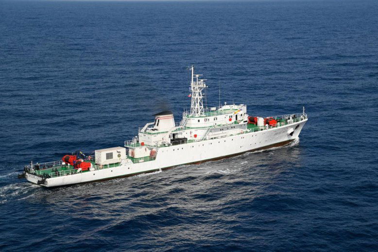 A haditengerészet búvárai felszínre hozták az elsüllyedt vontatóhajó egyik áldozatát