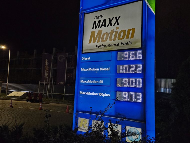 Üzemanyagár-robbanás: spekulatív drágítás után szaglásznak