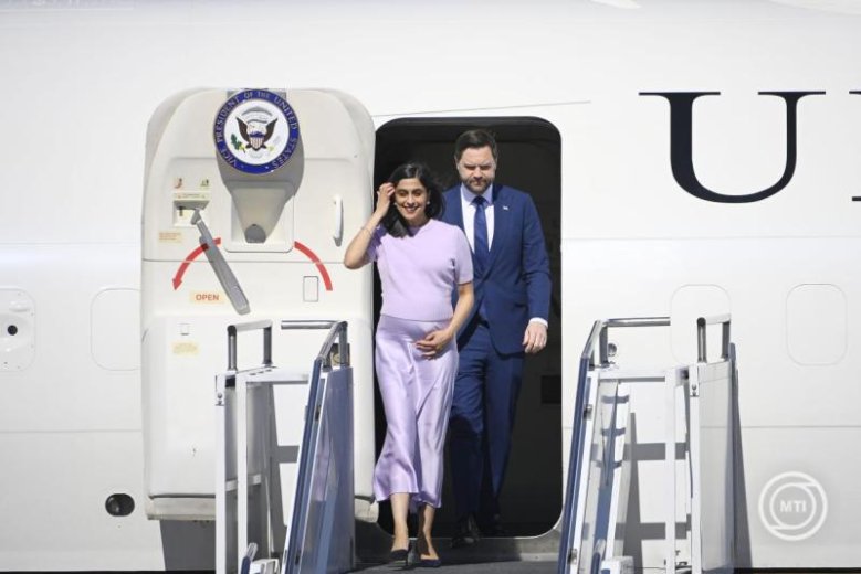 Magyarországra érkezett az Amerikai Egyesült Államok alelnöke