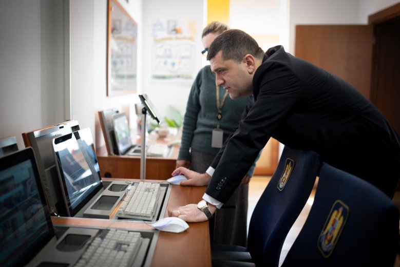 Álhír a 800 sérült amerikai katona Romániába szállítása