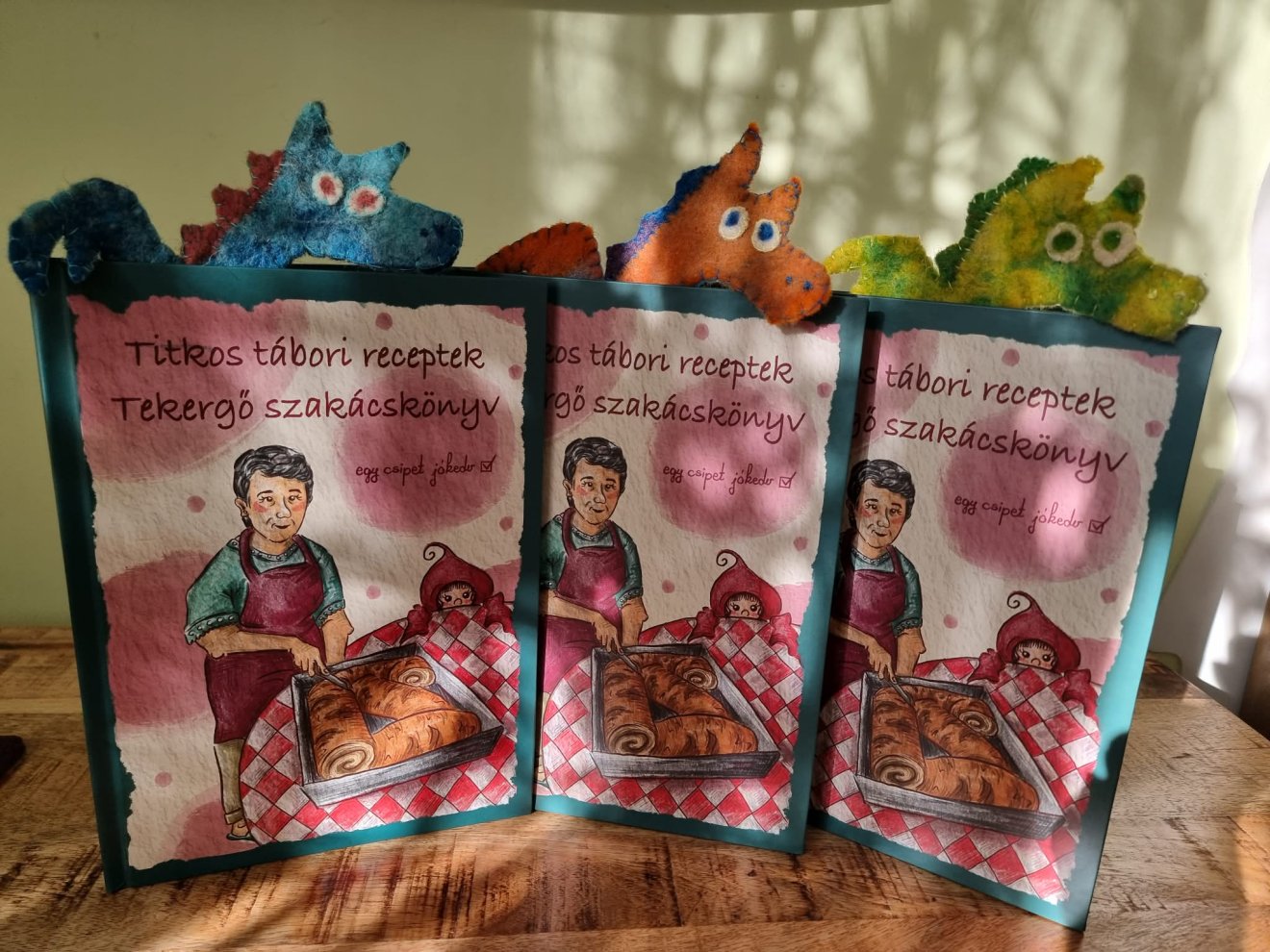 Tekergő szakácskönyv