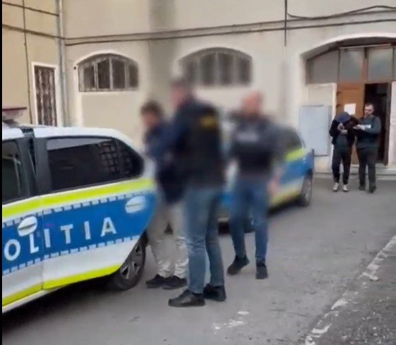 Vérnyomok vezettek a rablókhoz: sürgősségin bukott le a fogarasi banda