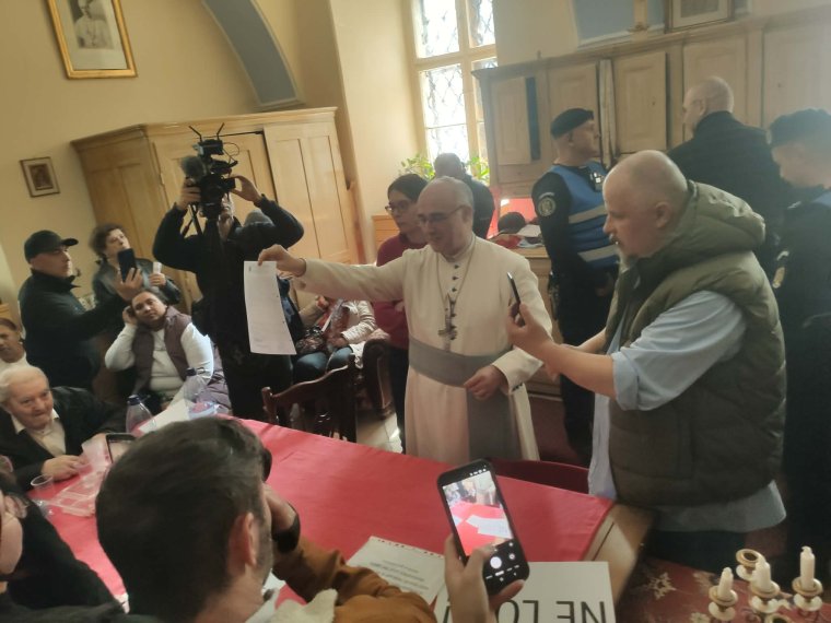 Premontrei-ügy: Böcskei tiltakozik a megosztottság, az erőszak látszatát keltő megnyilvánulások ellen