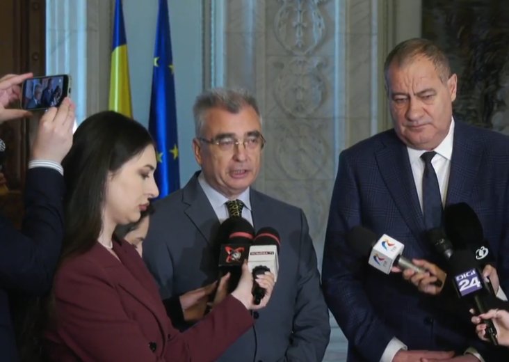 A PSD és az AUR közös bizalmatlansági indítványt nyújt be a kormány ellen