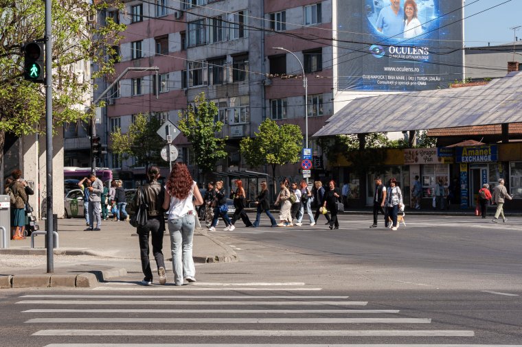Egyharmad az AUR-é, szoros a verseny a PSD és a PNL között