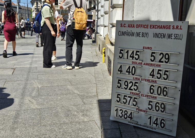5,21 lej fölé lőtte az euró árfolyamát a politikai válság