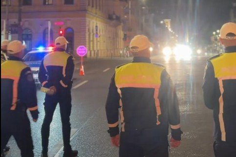 Ittas és bódult sofőrökre vadásztak: több ezer járművet ellenőriztek az éjszakai akcióban