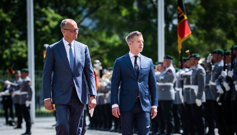 A kárpátaljai magyarokról, jogállamiságról, az európai útról is szó esett Magyar Péter és Friedrich Merz sajtótájékoztatóján