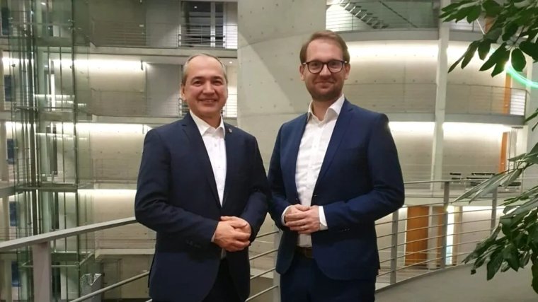 Marad a román polgármester a német város élén, ahol „a lengyelt ugyanolyan természetesen beszélik, mint Temesváron a magyart”