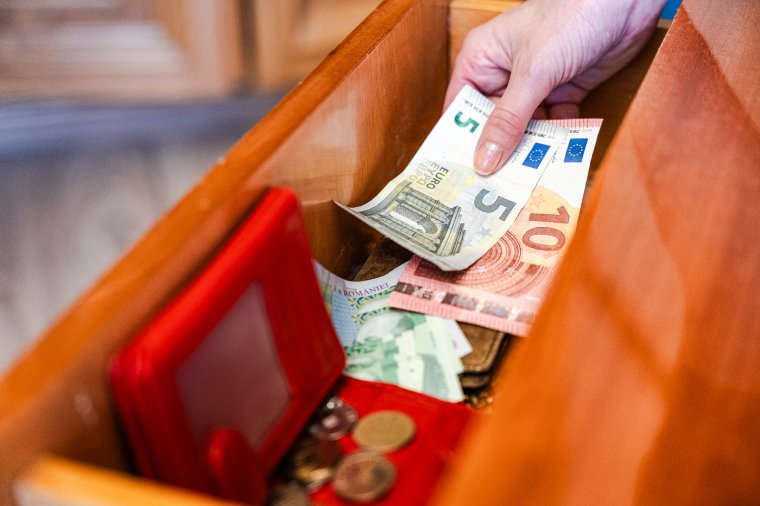 Nem csak a bankok trükkje: a botrány mindannyiunkról szól