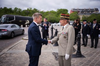 Macron: a Magyar-kormány megválasztásával új korszak kezdődött Magyarországon