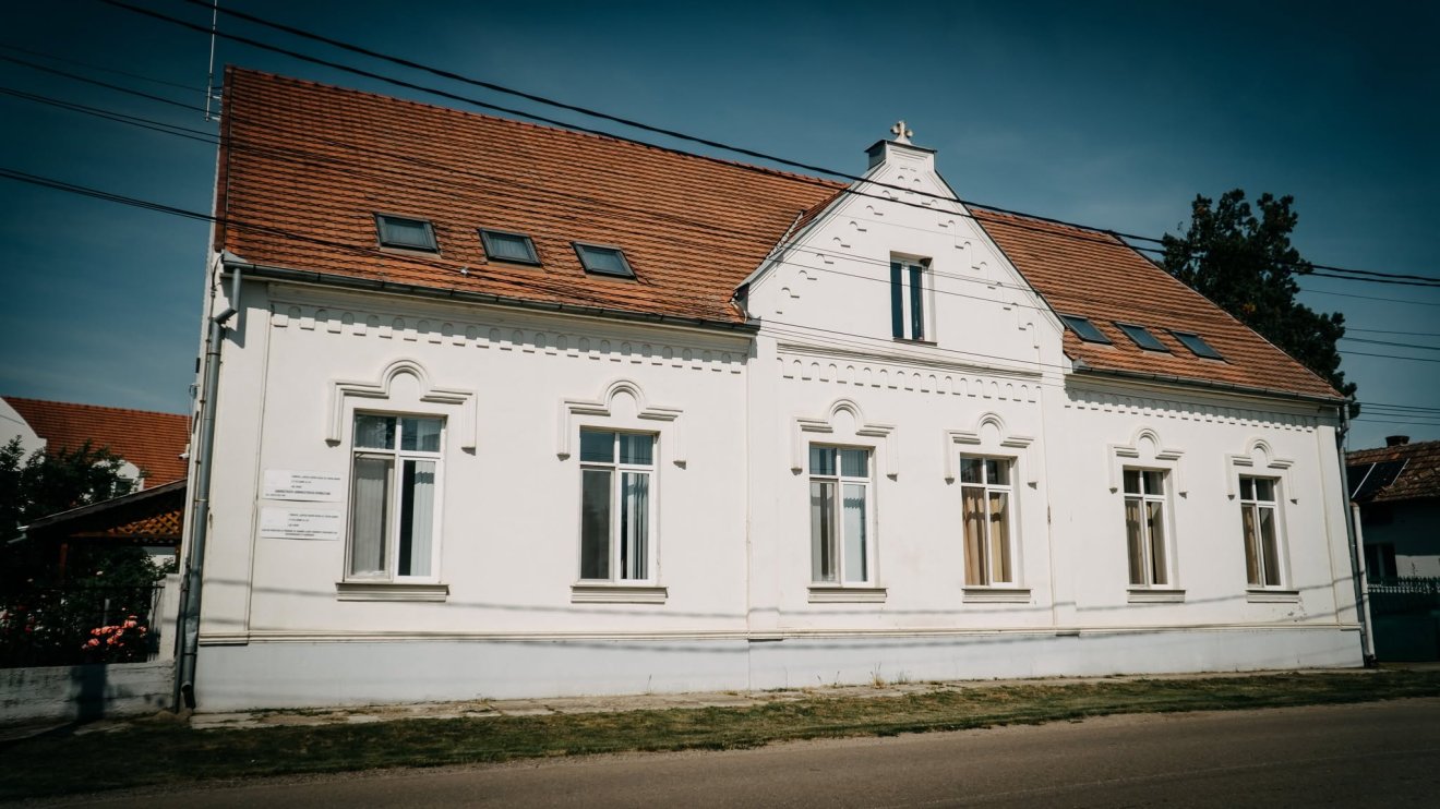 Szentjobb