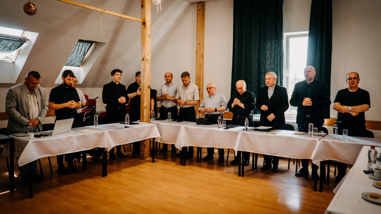 Szentjobb