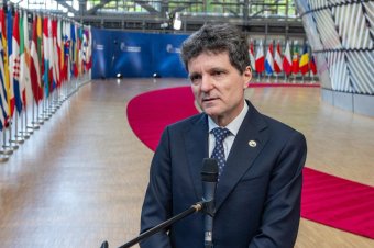 Nyugat-barát kormány AUR-szavazatokkal? Nicușor Dan már nem annyira kategorikus
