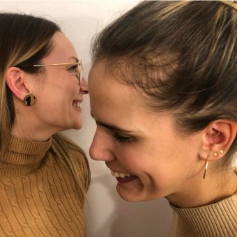 Gyógyszer helyett piercing? Erdélyben egyre többen kipróbálj