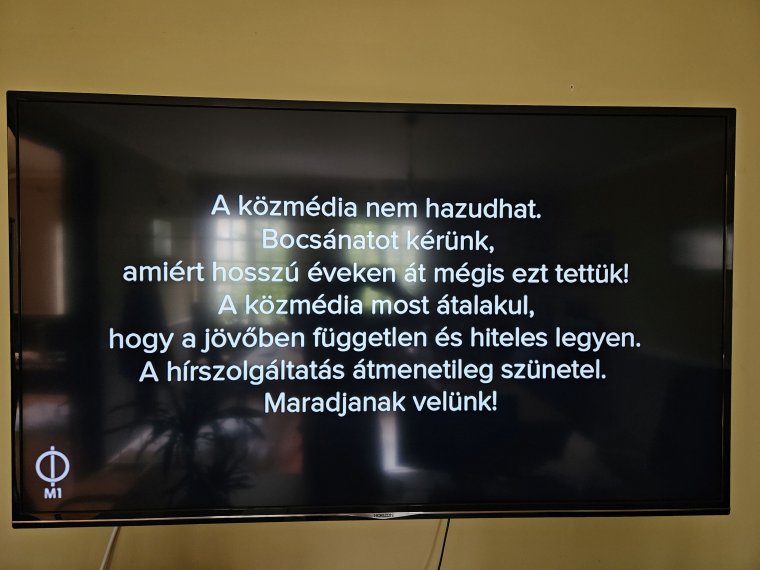 Leállították a hírszolgáltatást, elsötétült az M1, szünetel a Kossuth Rádió