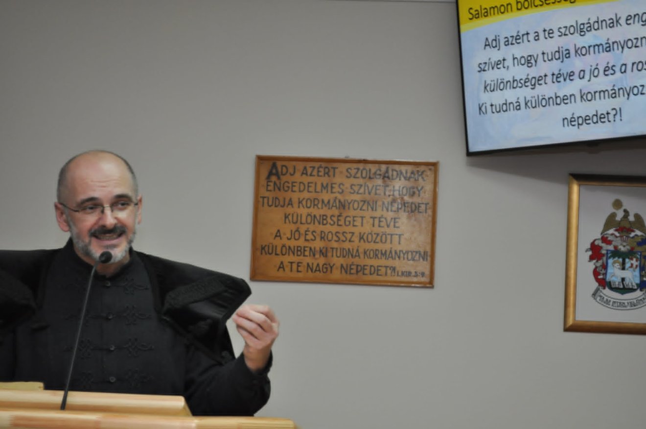 református