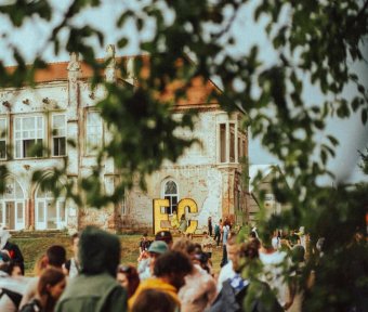 Electric Castle: sűrűbben járnak a vonatok Kolozsvár környékén a 250 ezer résztvevőt vonzó fesztivál idején