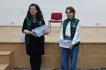 Fordítás helyett saját magyar tankönyvek: gyökeres váltás döcögős kezdettel az erdélyi iskolákban