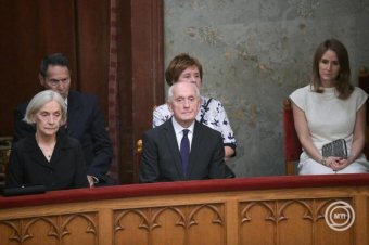 Baka Andrást választotta államfőnek az Országgyűlés, a Fidesz a rendszerváltás utáni magyar demokrácia mélypontjáról beszél
