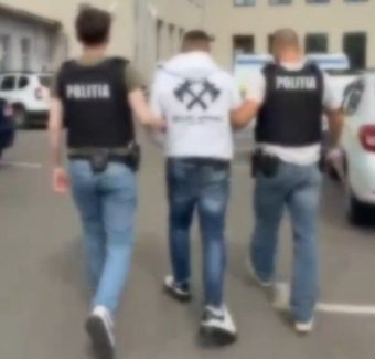 Álvásárlók csalták csapdába a hangszert áruló erdélyi fiatalt, két férfit őrizetbe vettek
