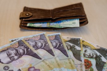 Százezer lejes álomfizetés, tisztséghalmozás: mostantól Ön is megnézheti, mennyit keresnek a román állami cégek vezetői