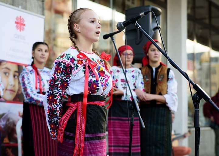 csángó