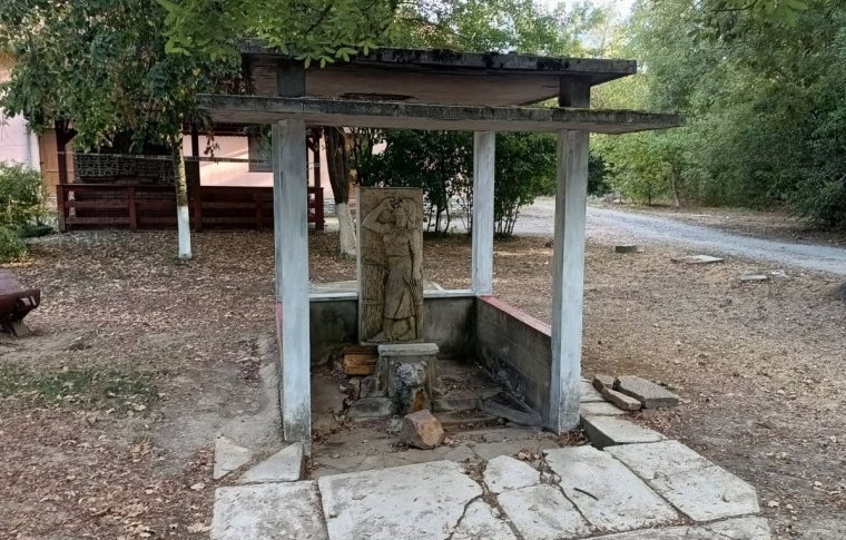Hónapok óta zárva a lippai fürdőtelep ingyenes ásványvízkútja