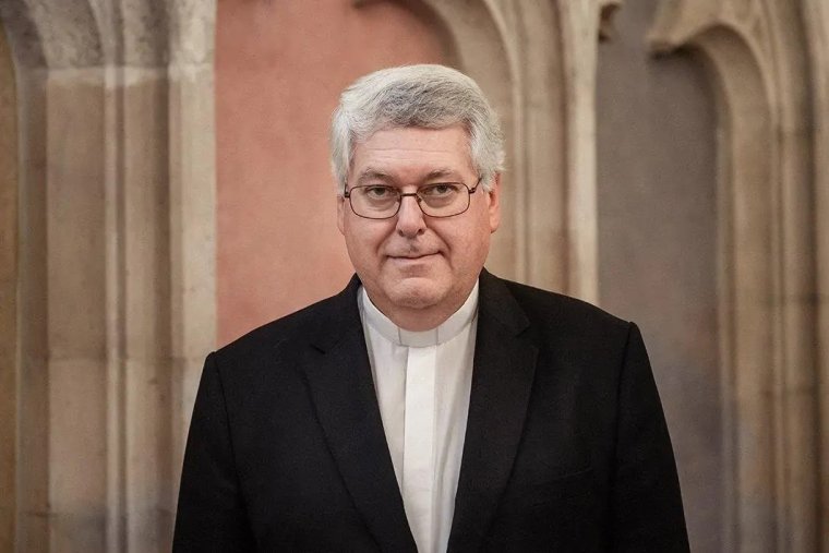Tőkés László kiáll a Tisza-kormányt bíráló magyarországi plébános mellett