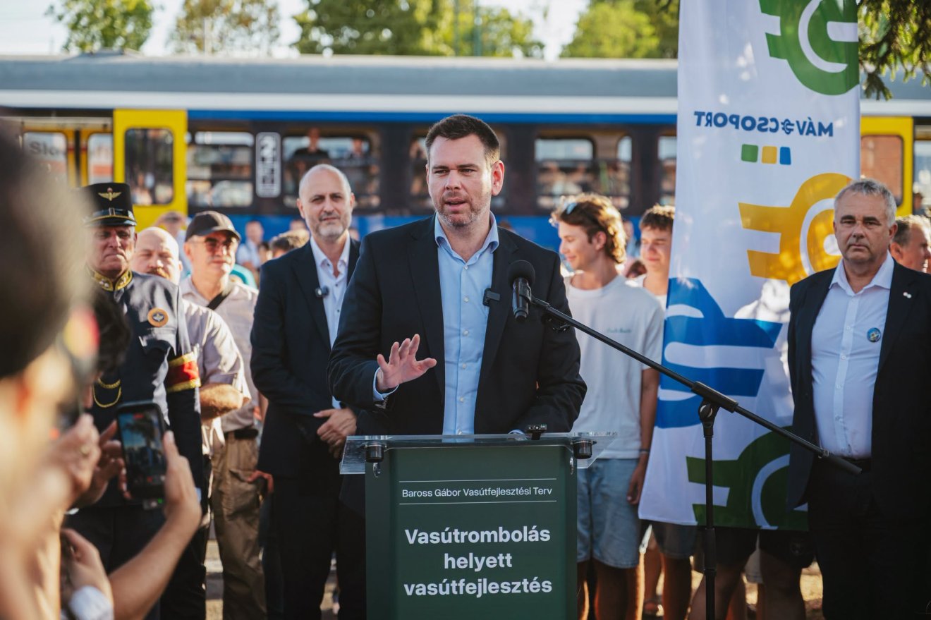vasútfejlesztési terv: Vitézy Dávid minőségi InterCity-szolgáltatásokat ígér