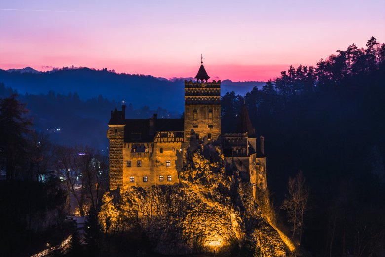 Egy nettó minimálbérért borzonganak Drakula várában: a borsos ár sem riasztja el a vámpírlegendák rajongóit
