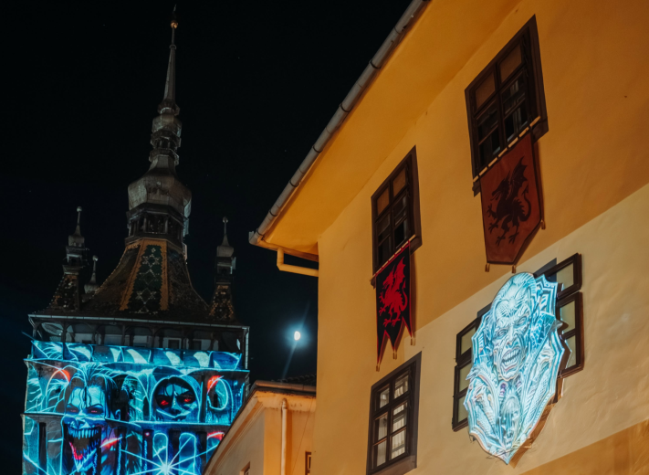 Tiltakoznak a halloween térfoglalása ellen a történelmi egyházak Segesváron