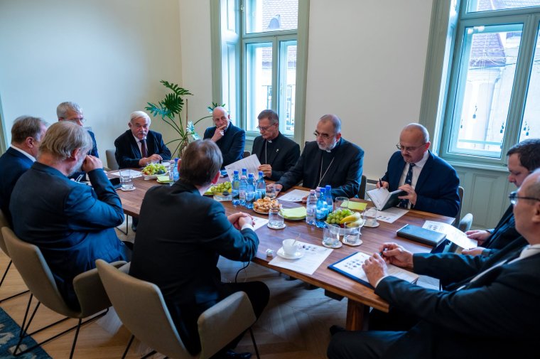Megerősítették az erdélyi magyar egyetemek melletti elköteleződésüket a történelmi egyházak püspökei